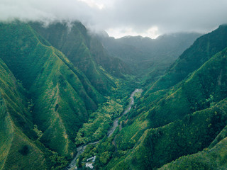 Fototapeta na wymiar Valley in Hawaii Nature