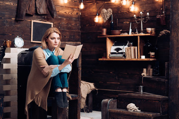 Knowledge and reading comprehension are keys to literacy. Student get knowledge from book. Pretty...