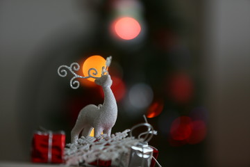 Obraz premium Retro image of decorations on a Christmas tree