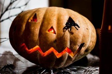 Spider pumpkin for Halloween