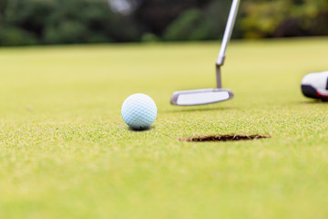 ゴルフ場のグリーン