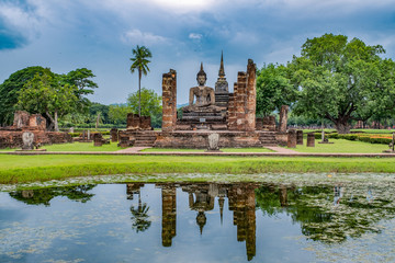Fototapeta na wymiar Famous place in Thailand (Sukhithai History park )