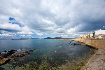 Centro storico di Alghero (Sassari) visto dalla costa - Sardegna - Italia