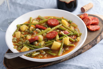 Minestrone with fuet sausage