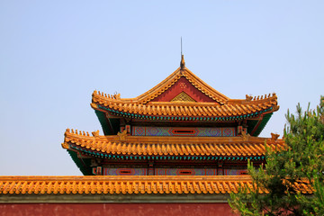 Obraz premium Chinese ancient architectural landscape, Yellow glazed tile roof