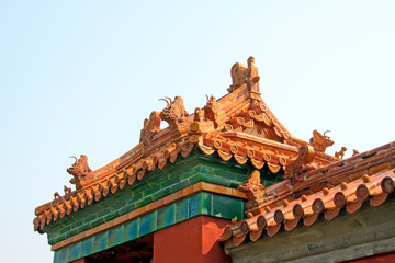 Fototapeta na wymiar glazed tile eaves, Chinese ancient architectural landscape, China