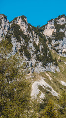 Obraz premium Smartphone HD wallpaper of a paraglider at the Achensee - Maurach - Tyrol - Austria