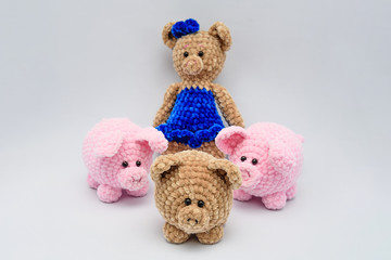 children's toy pig plush, soft toy pig on white background