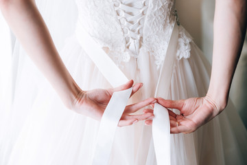 lacing bridesmaid dresses