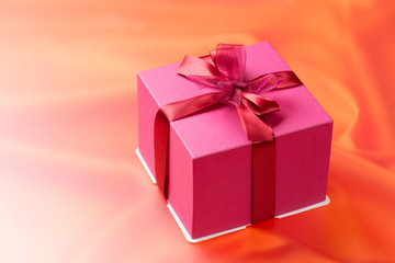 リボンで飾られたプレゼント
