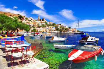 Série colorée traditionnelle de la Grèce - belle île de Symi (près de Rhodes) Dodécanèse