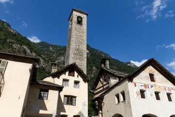Fototapeta na wymiar Prato-Sornico, Dettagli del Paese (Svizzera)