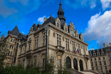 Fototapeta na wymiar The town hall of Vincennes city, the east of Paris, France.