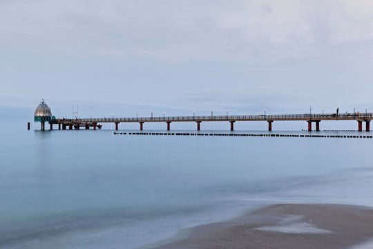 Pier with diving gondola, long time exposure, Zingst, Fischland-Darss-Zingst, Western Pomerania Lagoon Area National Park, Mecklenburg-Western Pomerania, Germany, Europe