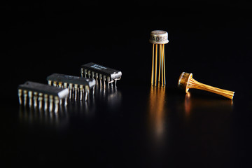electronic chip and radio components