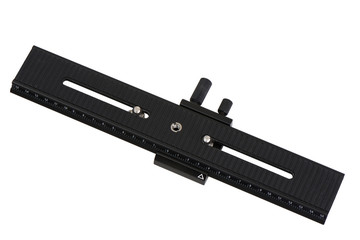 macro focusing rail