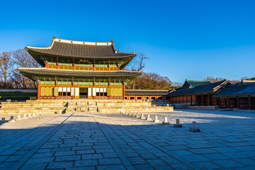 Naklejka premium Beautiful architecture building Changdeokgung palace in Seoul city