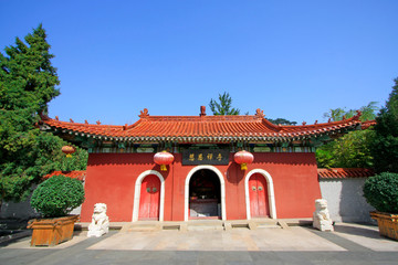 Obraz premium Chinese ancient temple architecture