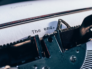 old typewriter with text 'the end'