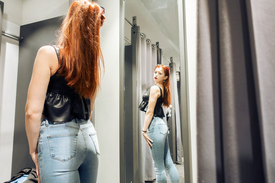 Woman Mirror Jeans Images – Browse 3,784 Stock Photos, Vectors, and Video |  Adobe Stock