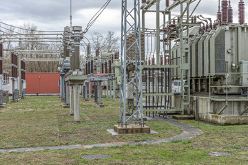 Trafo und E spulen in einem Elektrowerk