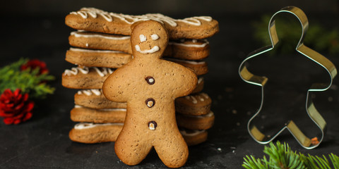 Gingerbread - little men (cookies). food background