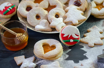 Christmas Linzer Cookies
