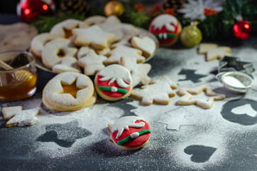 Christmas Linzer Cookies