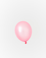 ピンクのゴム風船