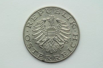 Rückseite der ehemaligen 10 Schilling-Münze aus Österreich