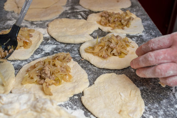 Cooking pies with cabbage