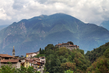 Fototapeta na wymiar Panorama della Presolana