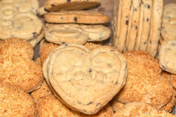 sweet heart-shaped cakes for valentine day