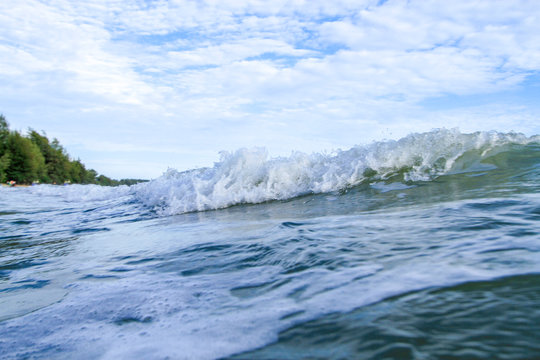 high wave in the sea in the afternoon