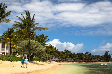 walking beach mauritius
