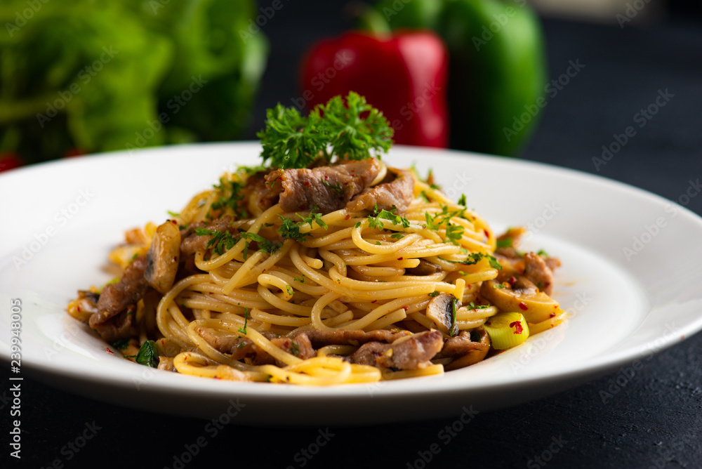 Sticker spaghetti with iberico pork