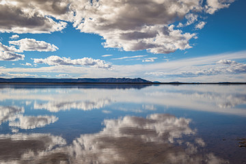 Fototapeta premium Dayet Srid lake in Merzouga, Morocco