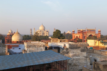 Fototapeta na wymiar Taj Mahal in Uttar Pradesh, India