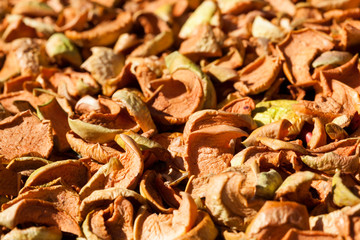 Dried apples
