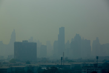 Naklejka premium Office building under smog in Bangkok