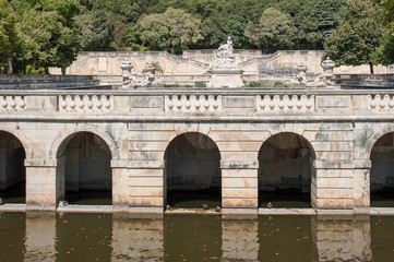 Jardins de la Fontaine in Nimes in S&uuml;dfrankreich
