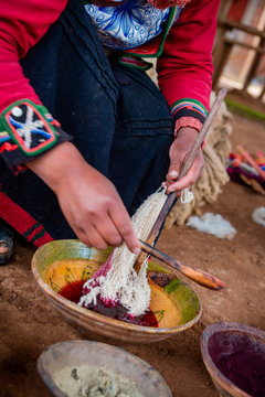 natural dyeing wool process