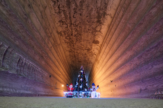 Soledar 이미지 – 찾아보기 27 스톡 사진, 벡터 및 비디오 | Adobe Stock