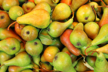 fresh pears on the market