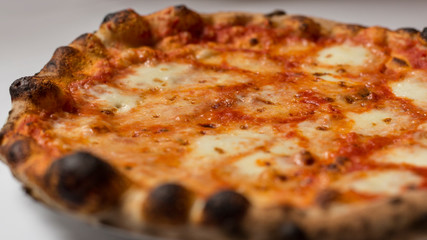 Neapolitan pizza made with fresh and organic ingredients