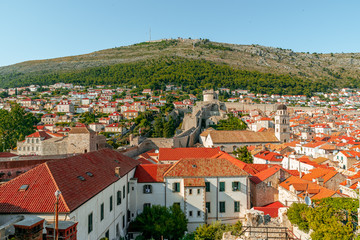 Fototapeta na wymiar A view to the old town of Dubrovnik and its wall