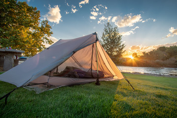 Free Campside During Cross Country Trip in Wyoming - obrazy, fototapety, plakaty