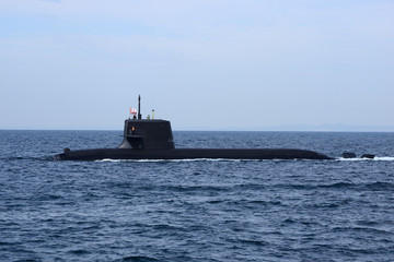 海上自衛隊 そうりゅう型潜水艦 浮上航行