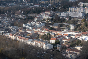 vue aérienne de l'église de la ville de Meulan dans les Yvelines en France
