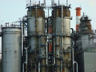 川崎の工場のアップ